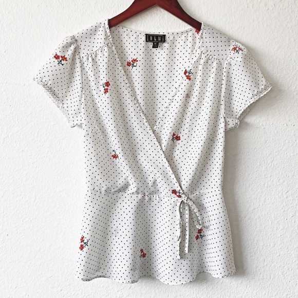 Buckle Tops - 3/$15 ✨✨ OLM Floral and Polka Dot Blouse